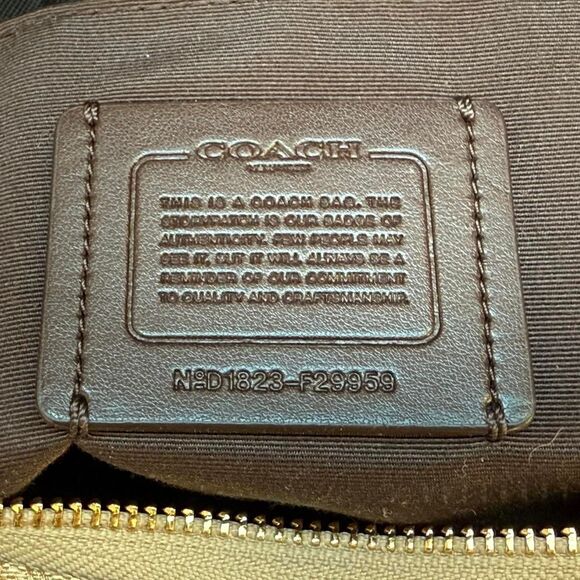 Authentic Coach F29959 Zip Shoulder Bag in Signature Jacquard Hobo Bag Cream Y2K - Picture 7 of 8